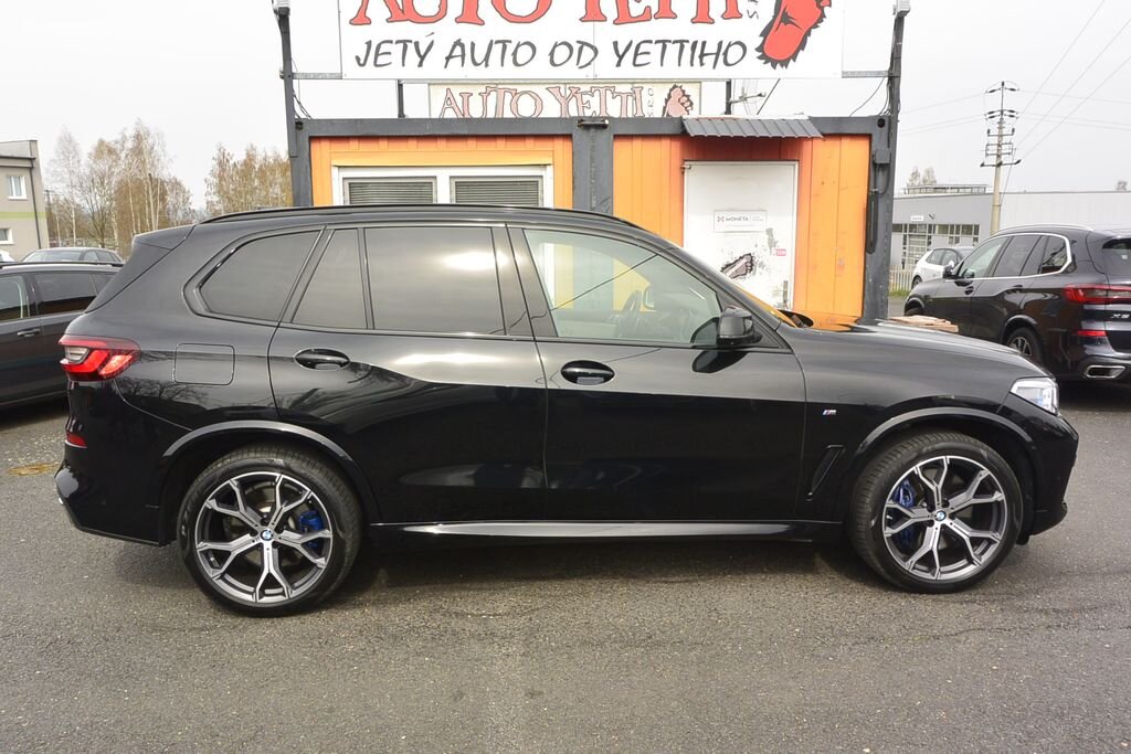 BMW X5 SUV / Terénní 3,0 l 250 kw