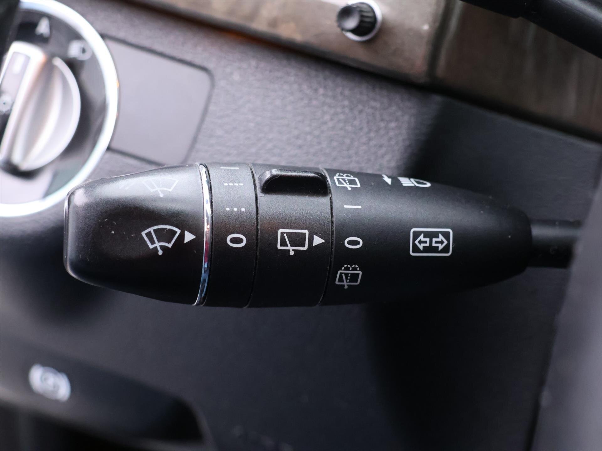 Mercedes-Benz Třídy E Kombi 3,0 l 170 kw