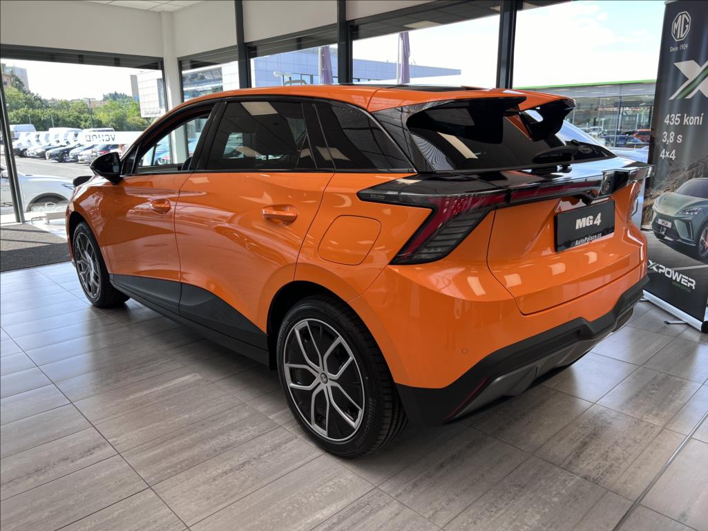 MG MG4