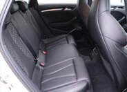 Audi S3 Hatchback 2,0 l 221 kw