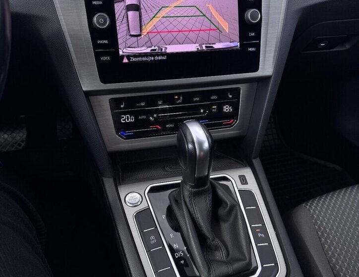 Volkswagen Passat Kombi 0,0 0