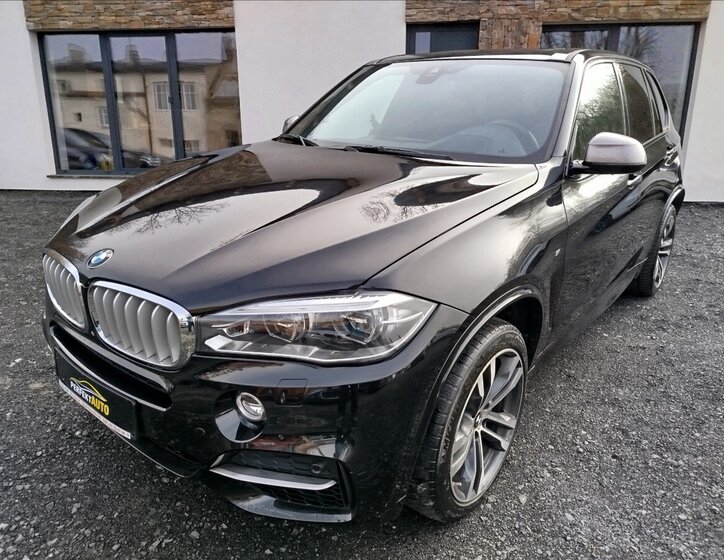 BMW X5 SUV 3,0 l 280 kw