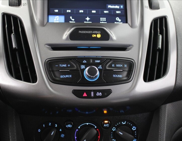 Ford Transit Connect 13