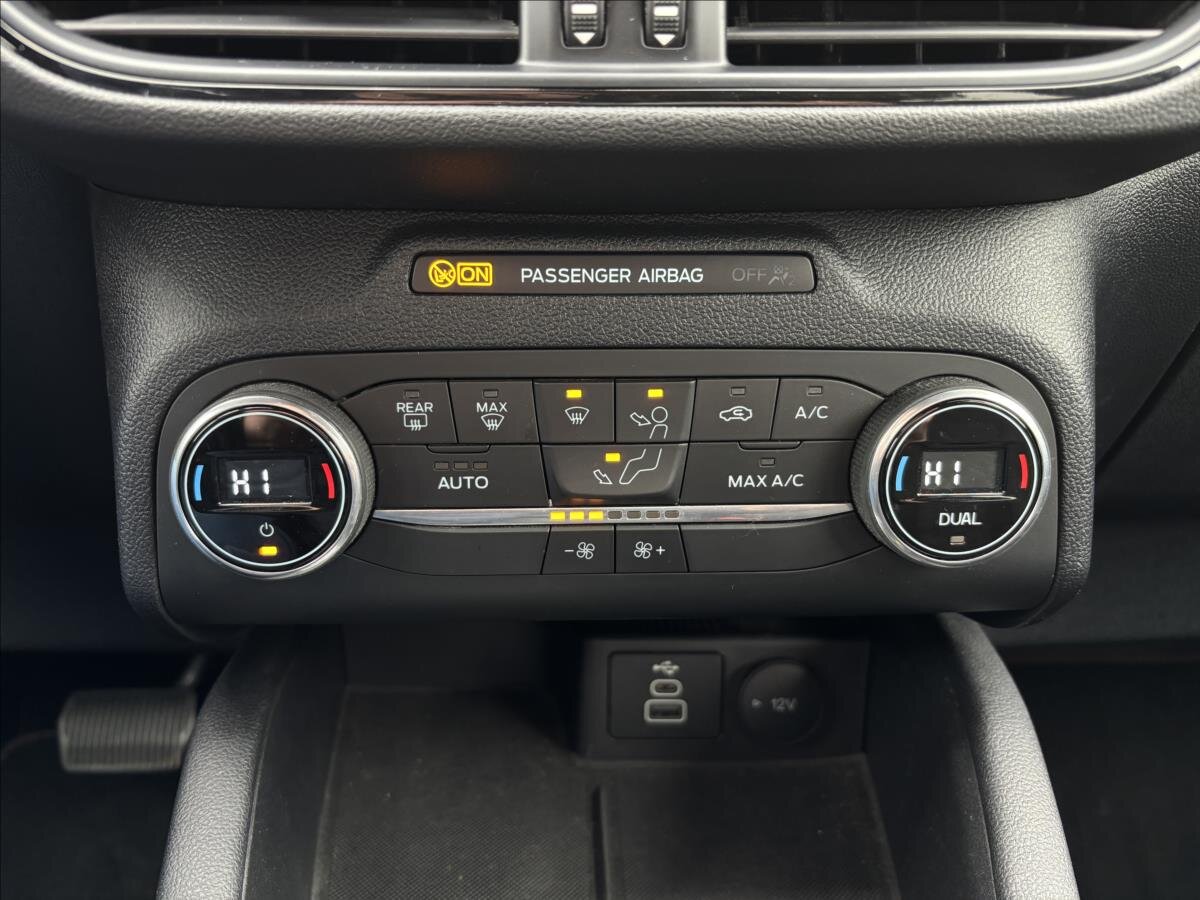 Ford Kuga SUV / Terénní 2,5 l 140 kw