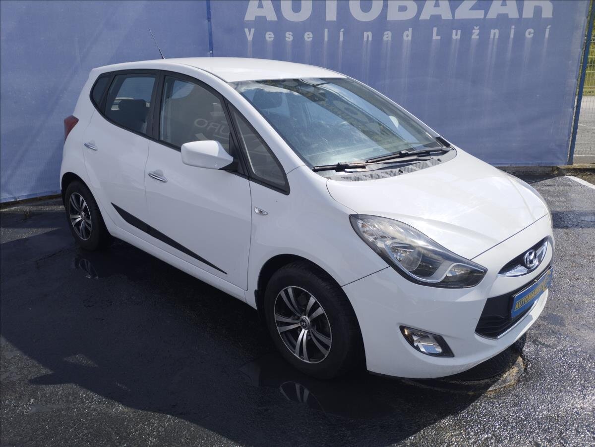 Hyundai ix20 MPV 1,4 l 57 kw