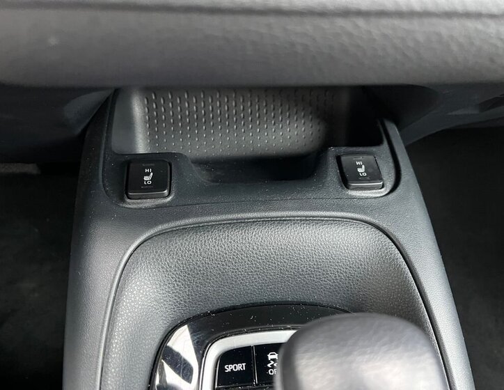 Toyota Corolla Sedan 1,5 l 92 kw