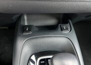 Toyota Corolla Sedan 1,5 l 92 kw