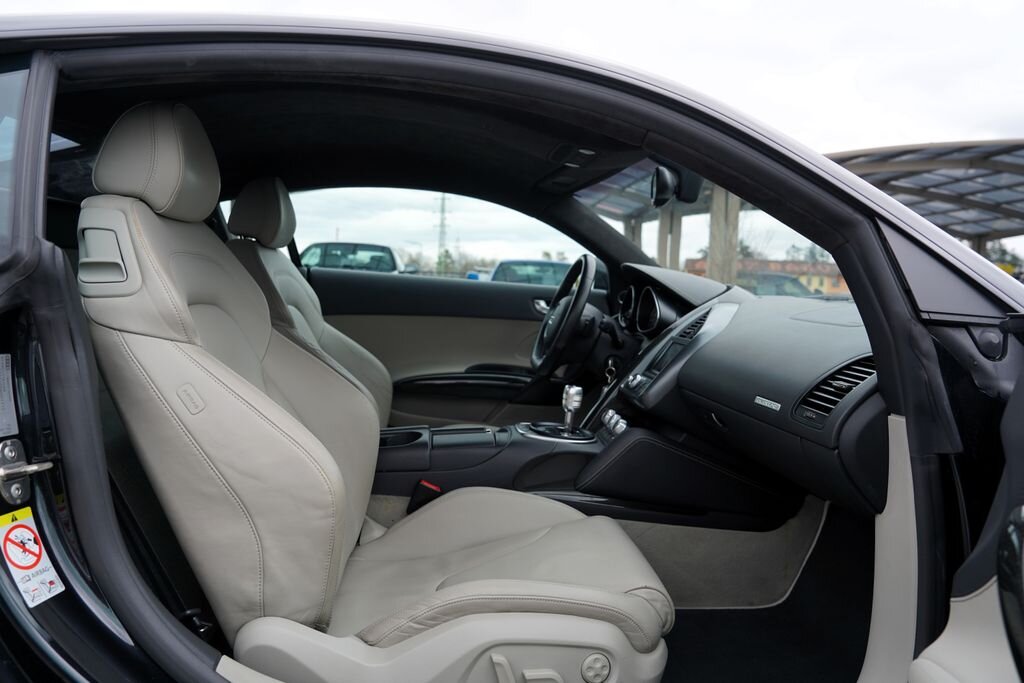 Audi R8 Kupé 4,2 l 309 kw