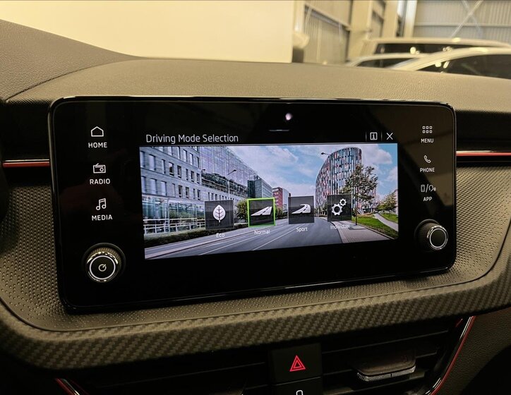 Škoda Kamiq SUV 999,0 85 kw