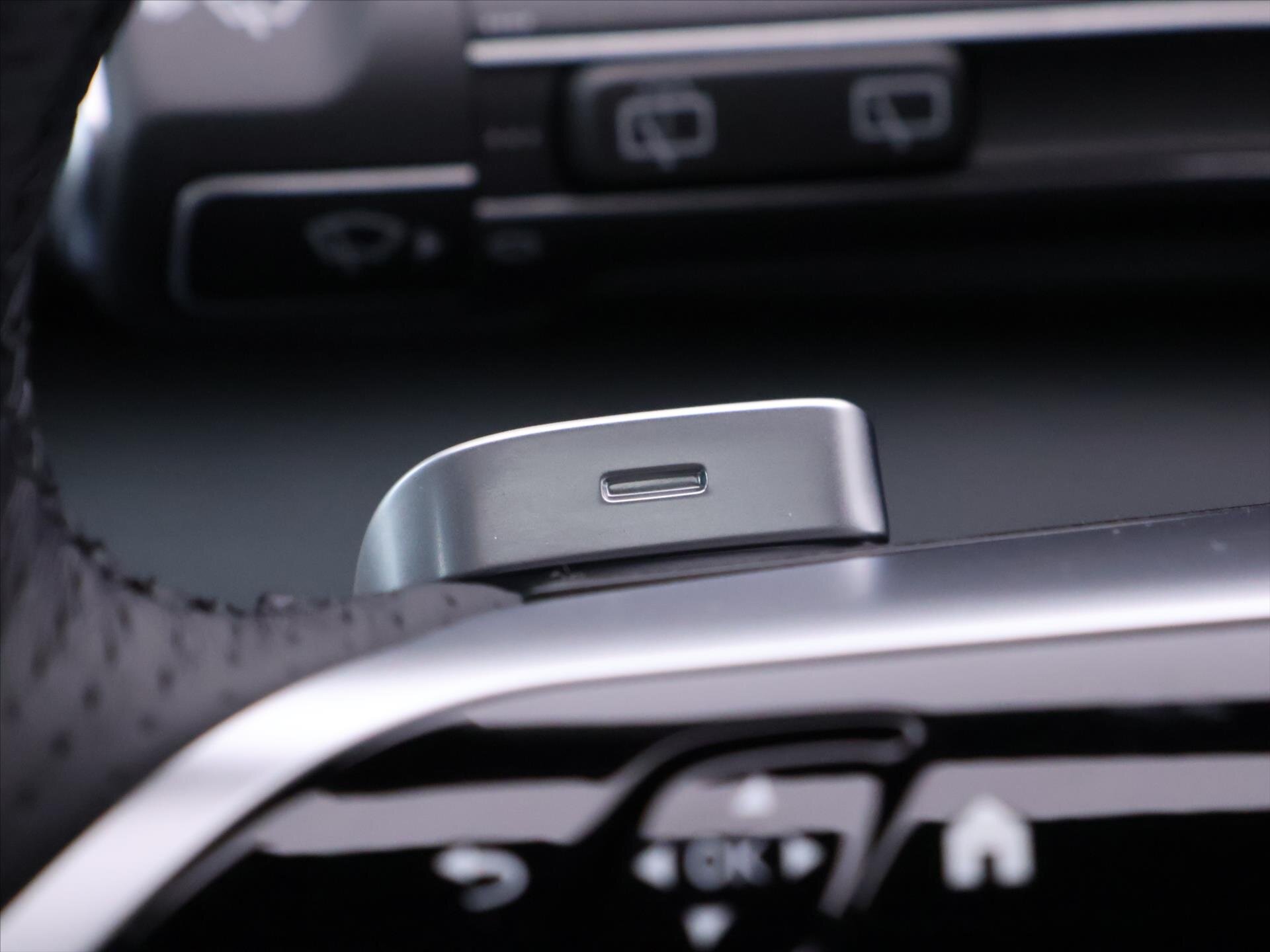 Mercedes-Benz GLS SUV 3,0 l 270 kw