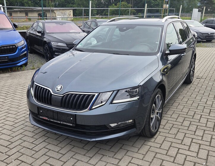 Škoda Octavia 1