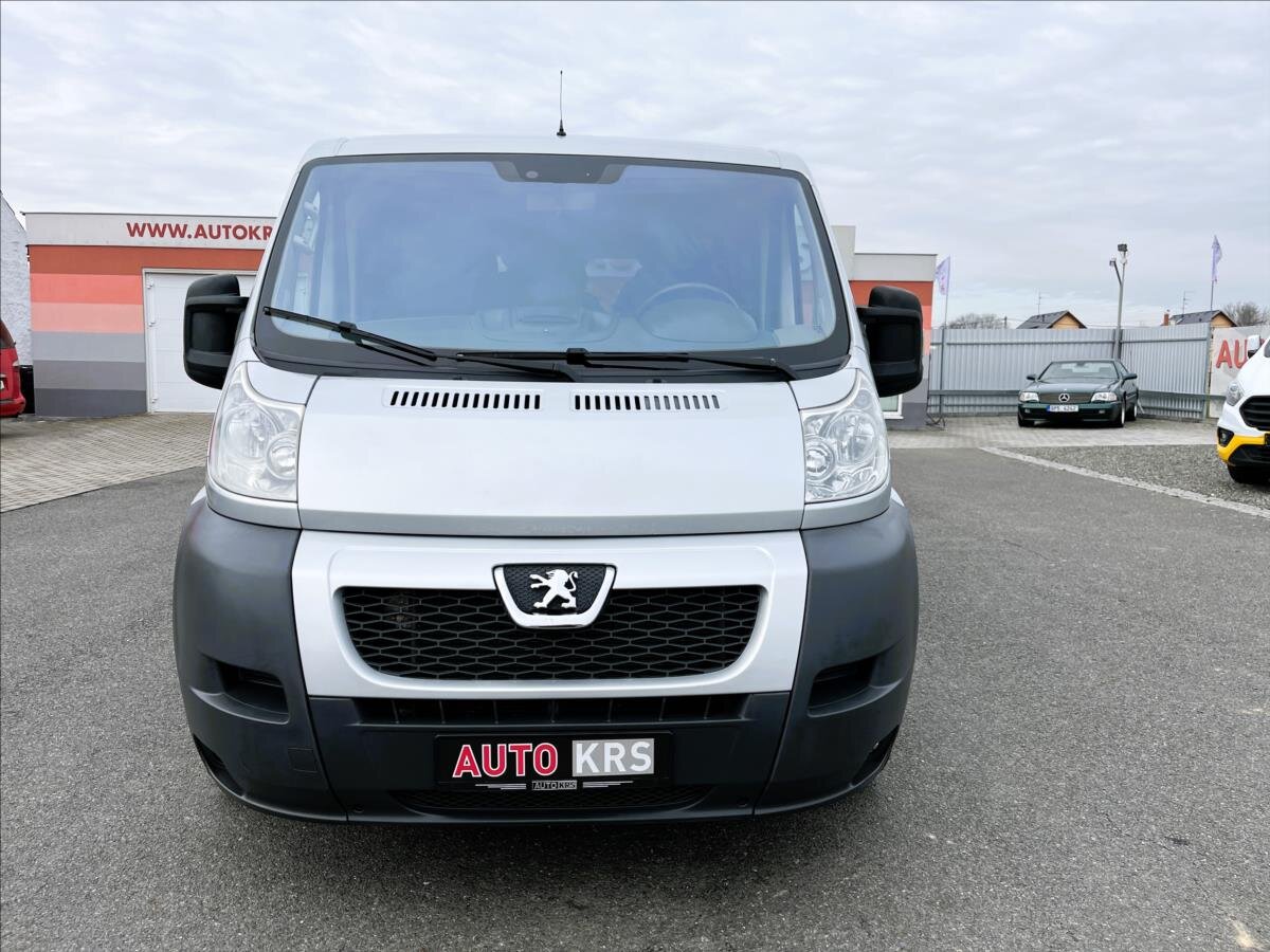 Peugeot Boxer Kombi 2,2 l 88 kw