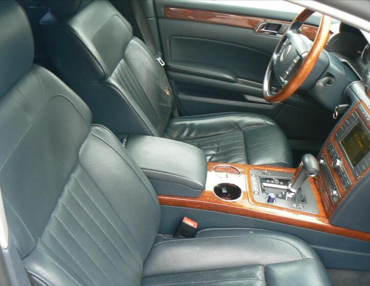 Volkswagen Phaeton 19