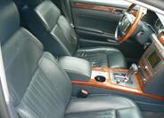 Volkswagen Phaeton 19