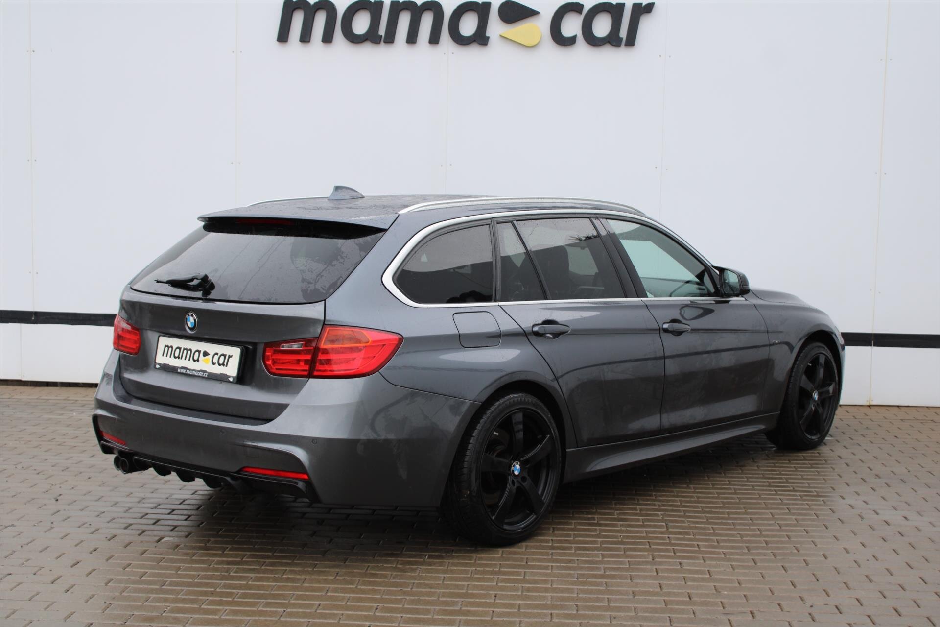 BMW Řada 3 Kombi 3,0 l 190 kw