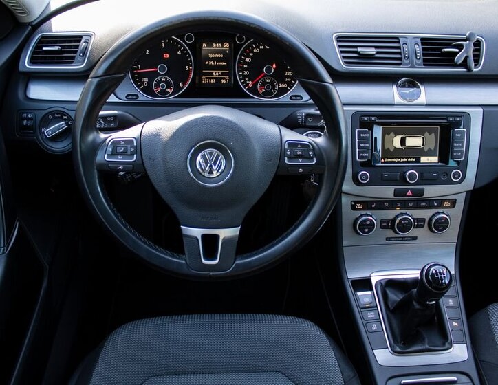 Volkswagen Passat Kombi 2,0 l 103 kw