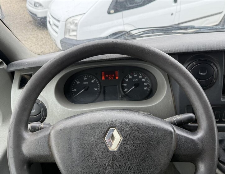 Renault Master 16