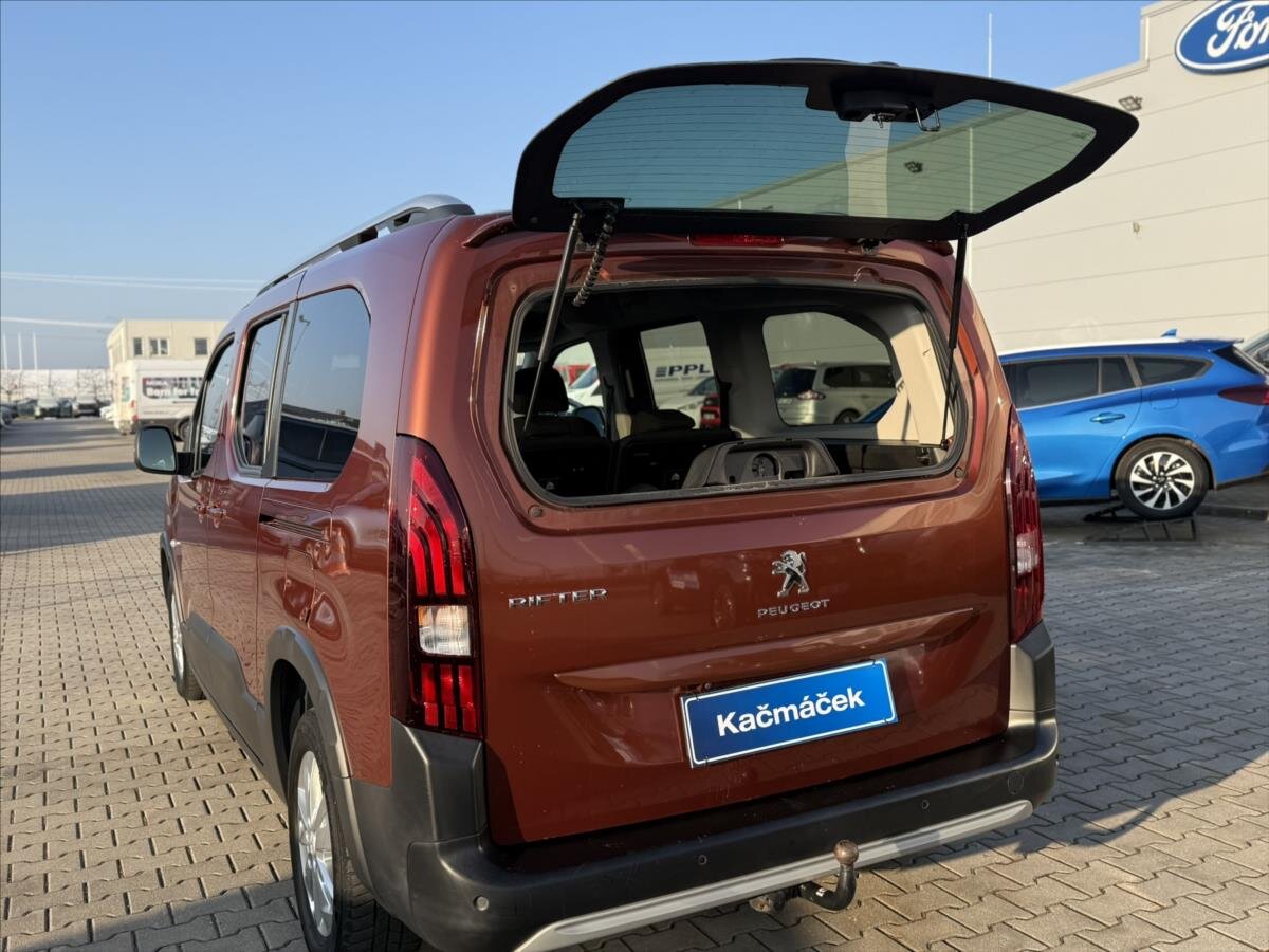 Peugeot Rifter MPV 1,5 l 96 kw