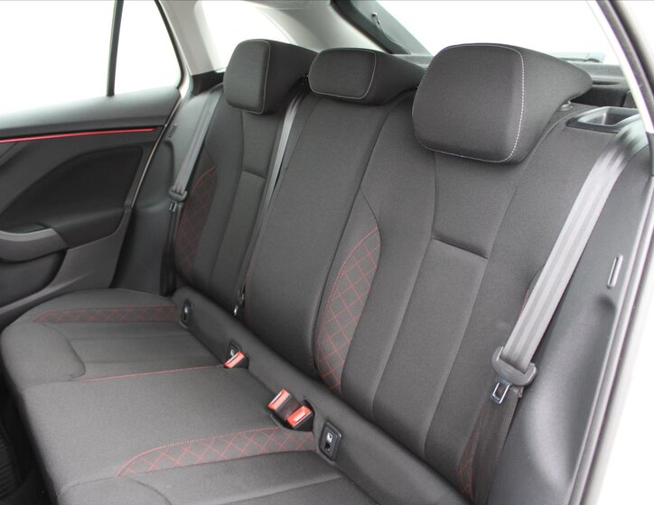 Škoda Scala Hatchback 999,0 81 kw