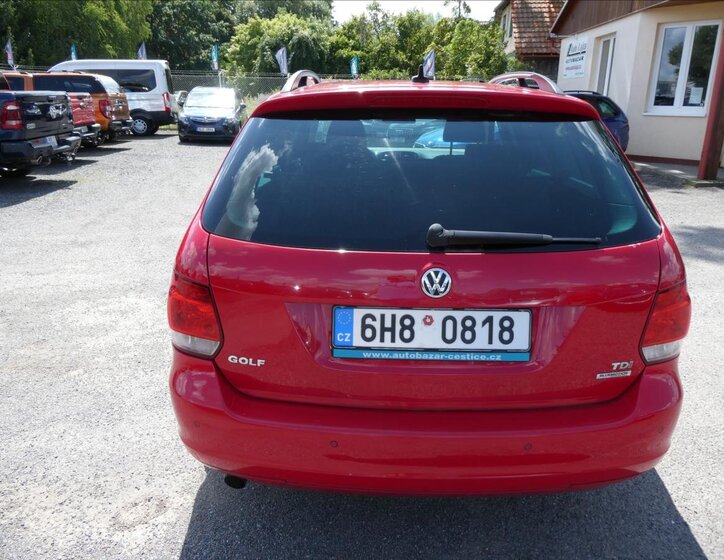 Volkswagen Golf Kombi 1,6 l 77 kw