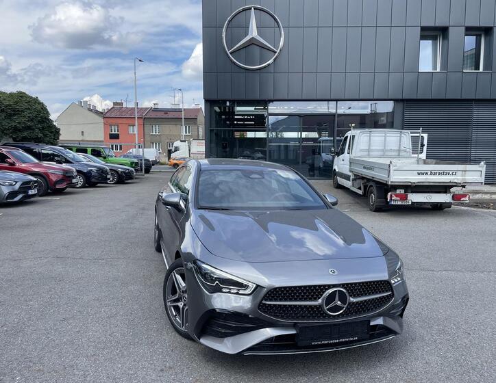 Mercedes-Benz CLA 1