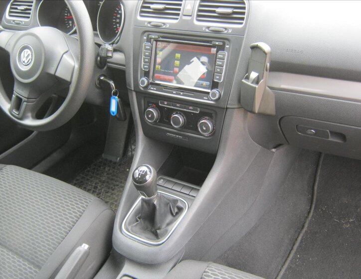 Volkswagen Golf Kombi 1,6 l 77 kw