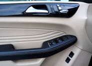 Mercedes-Benz GLE 18