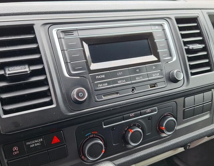 Volkswagen Transporter Skříň 2,0 l 110 kw