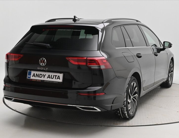 Volkswagen Golf Kombi 2,0 l 110 kw