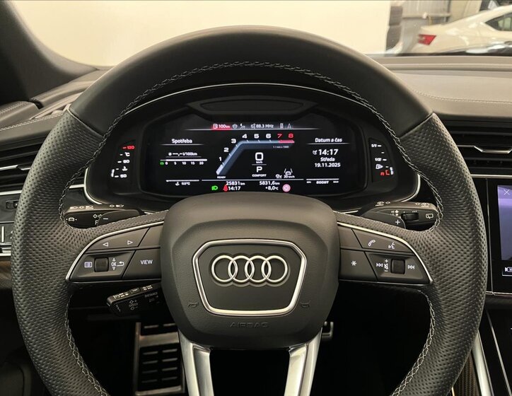 Audi SQ8 SUV 4,0 l 373 kw