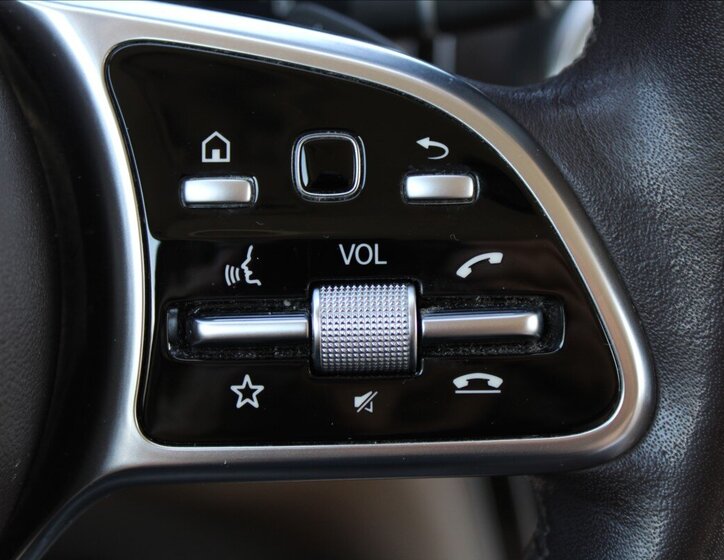 Mercedes-Benz GLC SUV / Terénní 2,0 l 143 kw