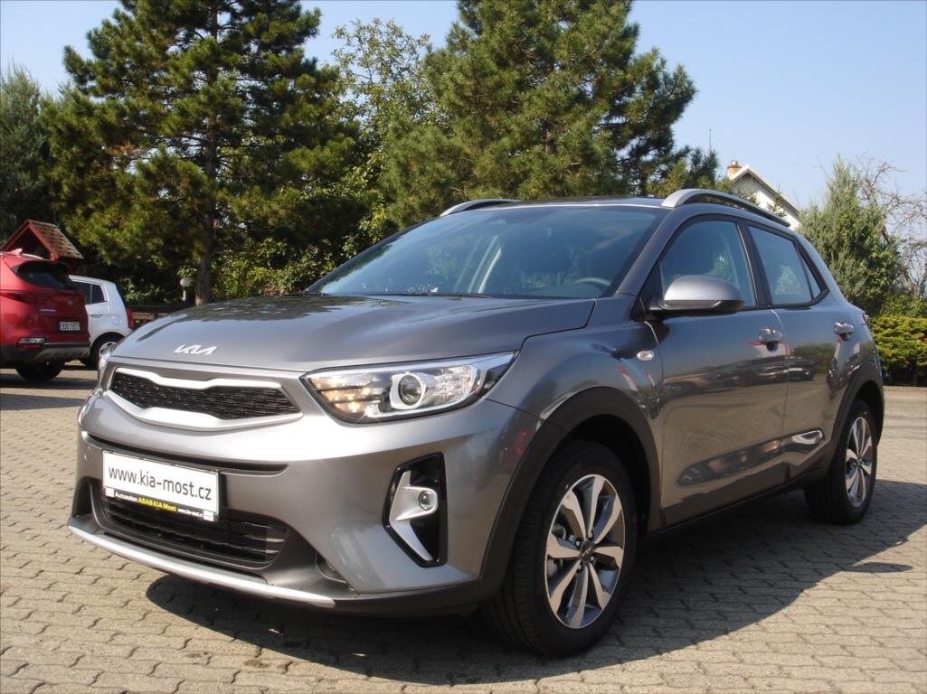 KIA Stonic SUV / Terénní 1,2 l 58 kw