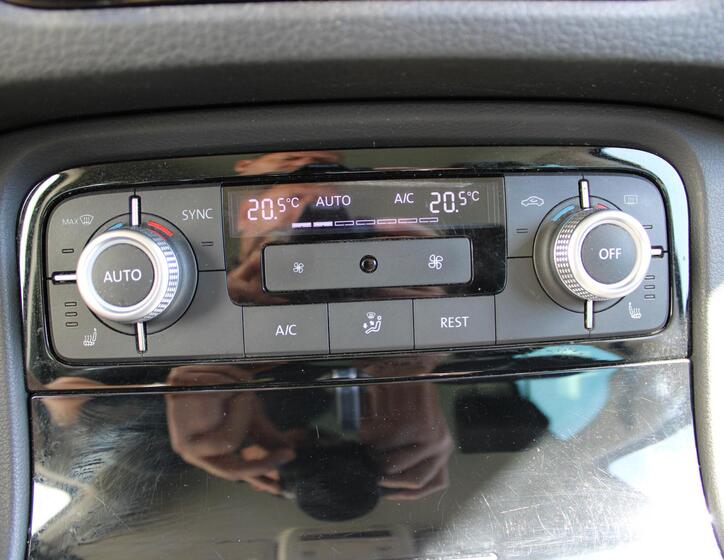 Volkswagen Touareg 21