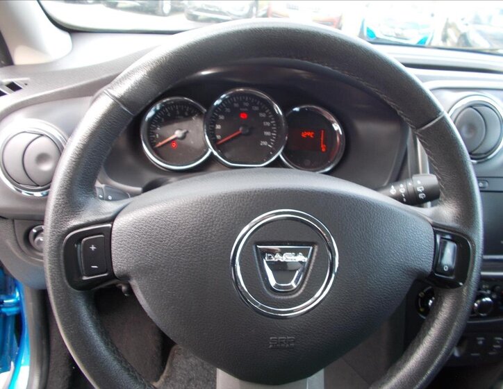 Dacia Sandero 23