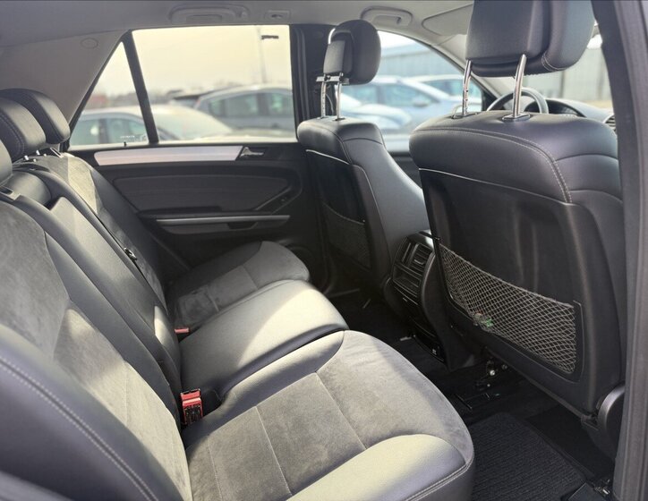 Mercedes-Benz Třídy M Kombi 3,0 l 165 kw