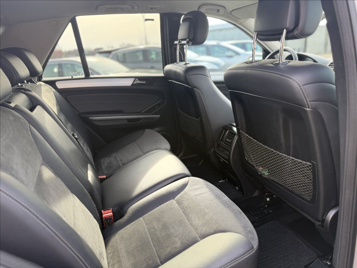 Mercedes-Benz Třídy M Kombi 3,0 l 165 kw