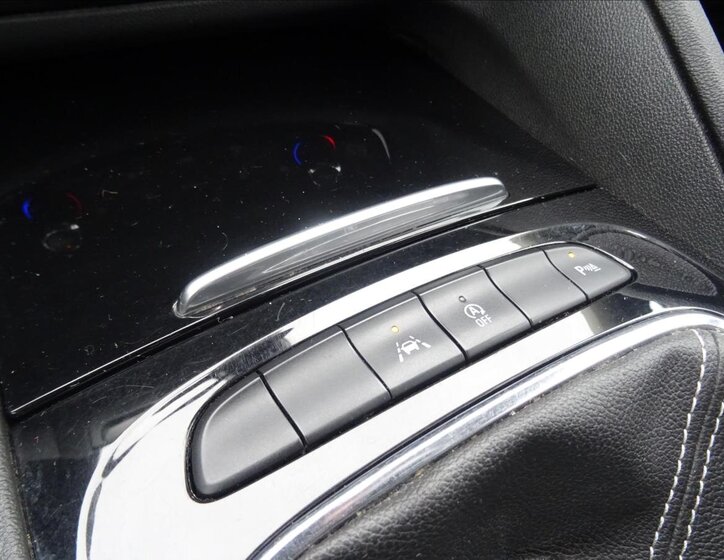 Opel Insignia Kombi 2,0 l 125 kw