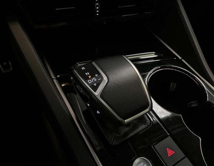 Volkswagen Touareg 17