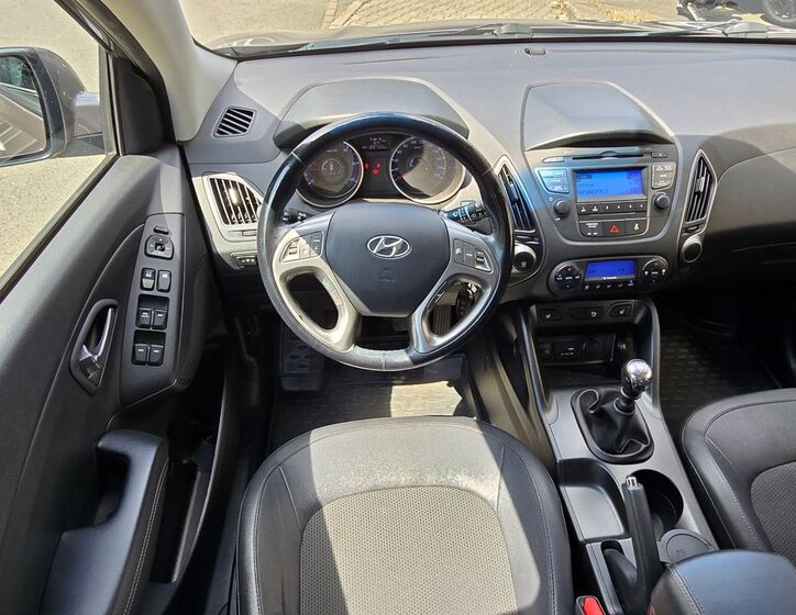 Hyundai ix35 13