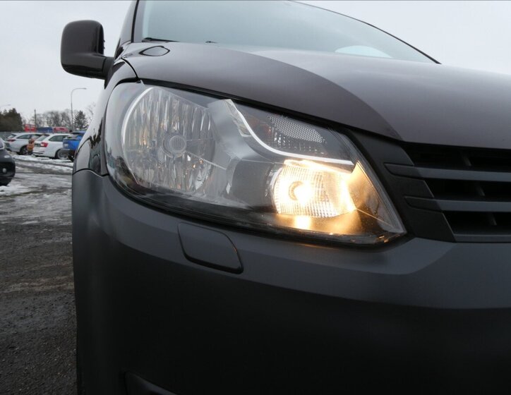 Volkswagen Caddy Kombi 1,6 l 75 kw