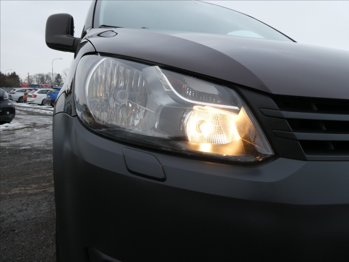 Volkswagen Caddy Kombi 1,6 l 75 kw