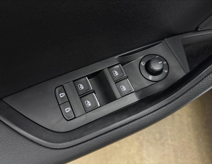 Škoda Superb Kombi 2,0 l 140 kw