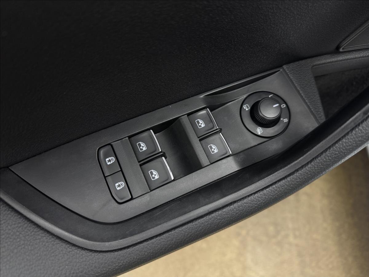 Škoda Superb Kombi 2,0 l 140 kw