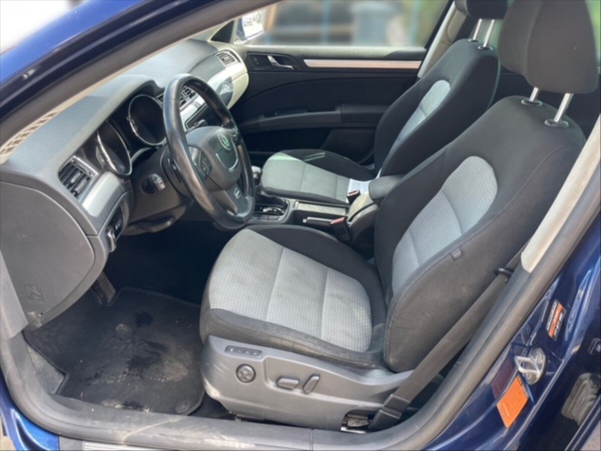 Škoda Superb Kombi 2,0 l 103 kw