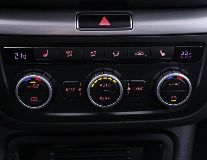 Volkswagen Sharan 23