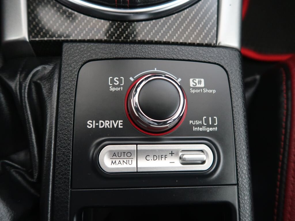 Subaru WRX STI Sedan / Limuzína 2,5 l 221 kw