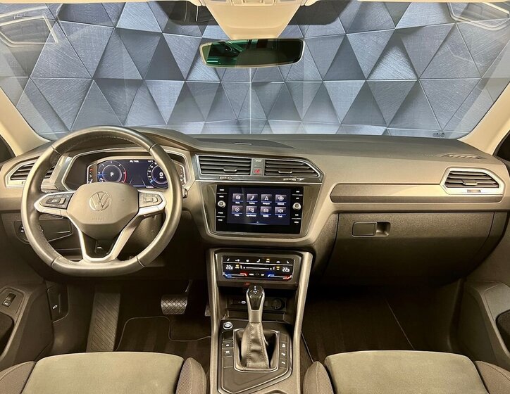 Volkswagen Tiguan 10