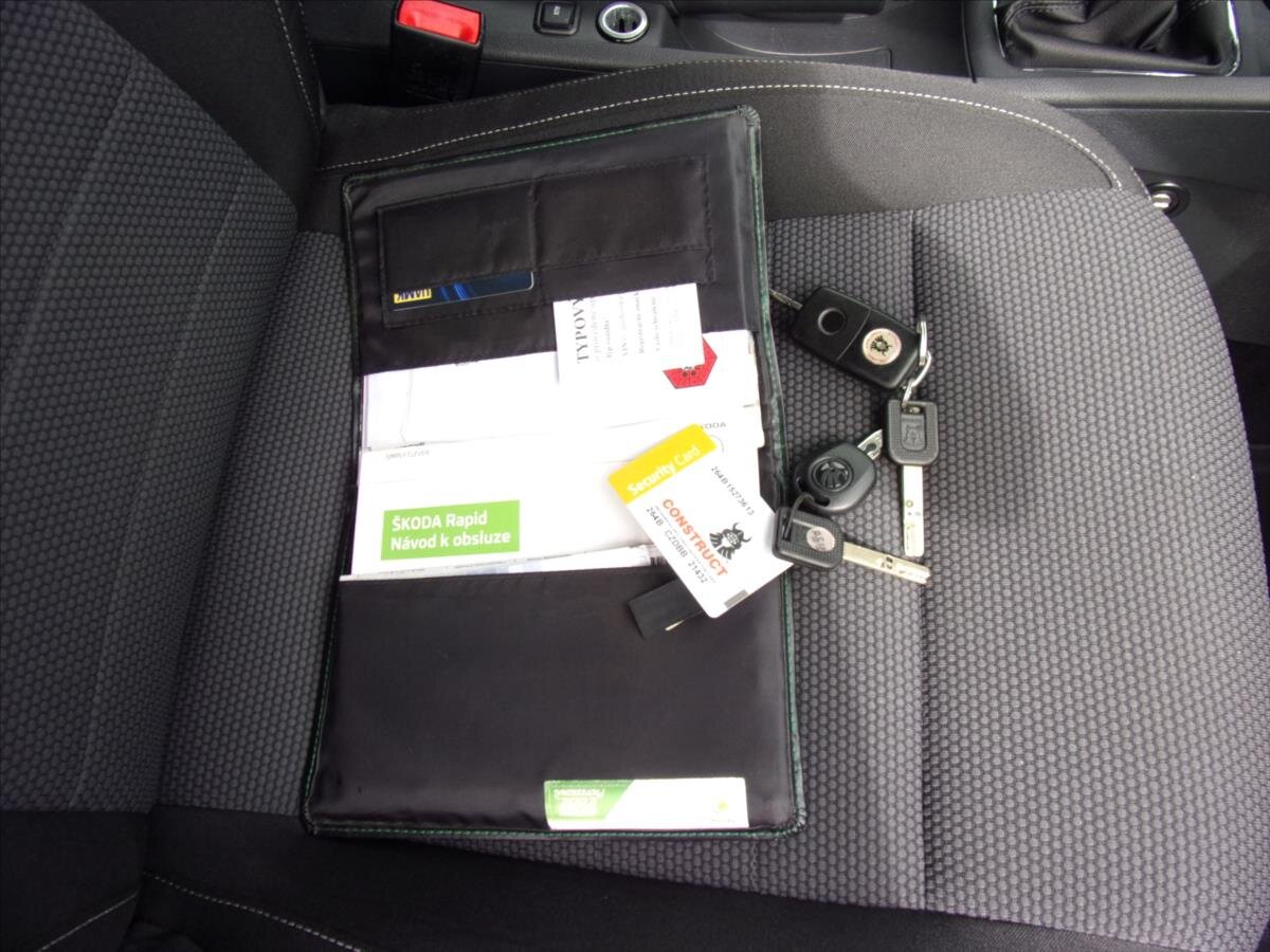 Škoda Rapid Sedan / Limuzína 1,6 l 77 kw