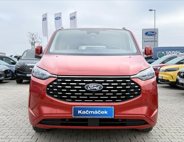 Ford Tourneo Custom Kombi 2,5 l 171 kw