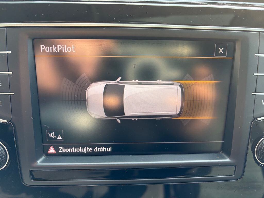 Volkswagen Touran MPV 2,0 l 110 kw